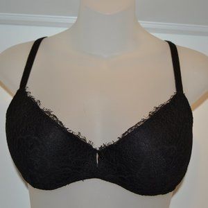 Victoria's Secret Dream Angels push up  black eyelash lace  Size 34C  EUC